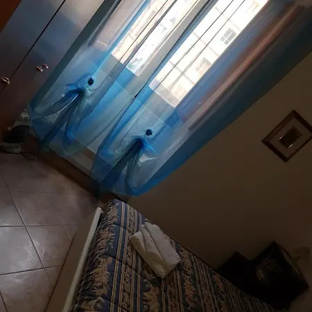 ベッド・アンド・ブレックファスト Da Antonella 3*